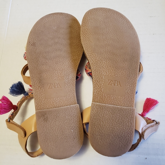 Zara Girls 3 / 34 EUR Shell Tassel Sandals Shoes - Picture 3 of 4